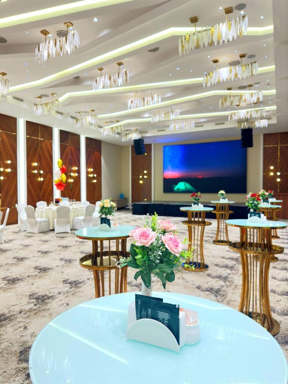 Frankfort Hotel And Spa Tashkent Exterior photo